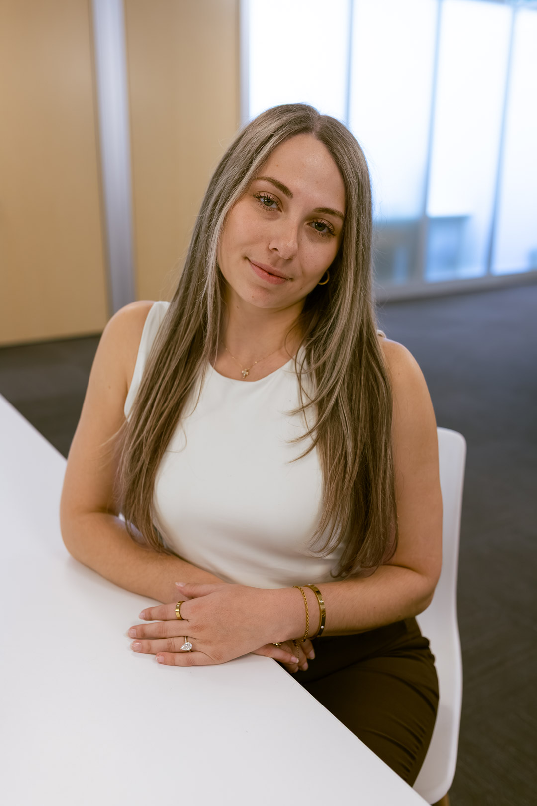 Lilly Gonoratsky, Calgary EMDR therapist and somatic therapy counsellor